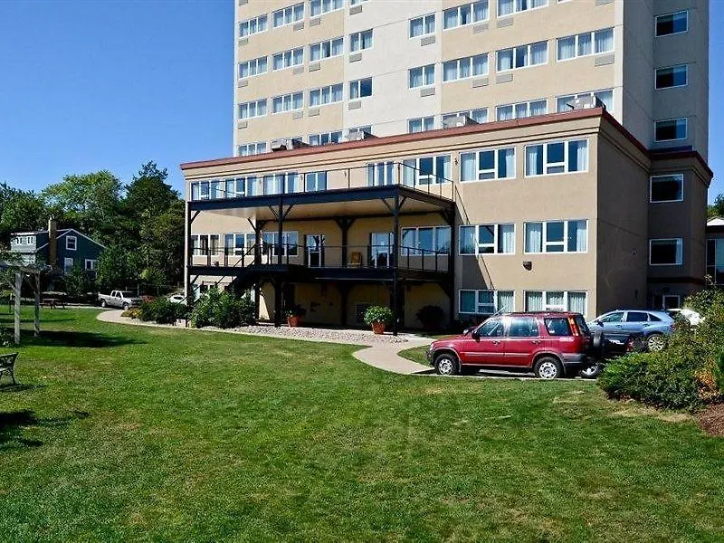 Best Western Plus Chocolate Lake Hotel - Halifax