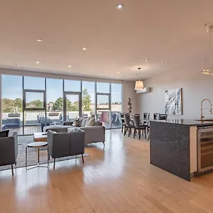Apartment Captivating Quinpool Loft With Massive Terrace, Halifax