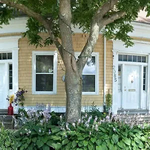 Apartment Downtown One Bedroom/historic Bauer Terrace, Halifax