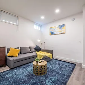 Apartment Spacious Newly Renovated 1 Bedroom, Halifax