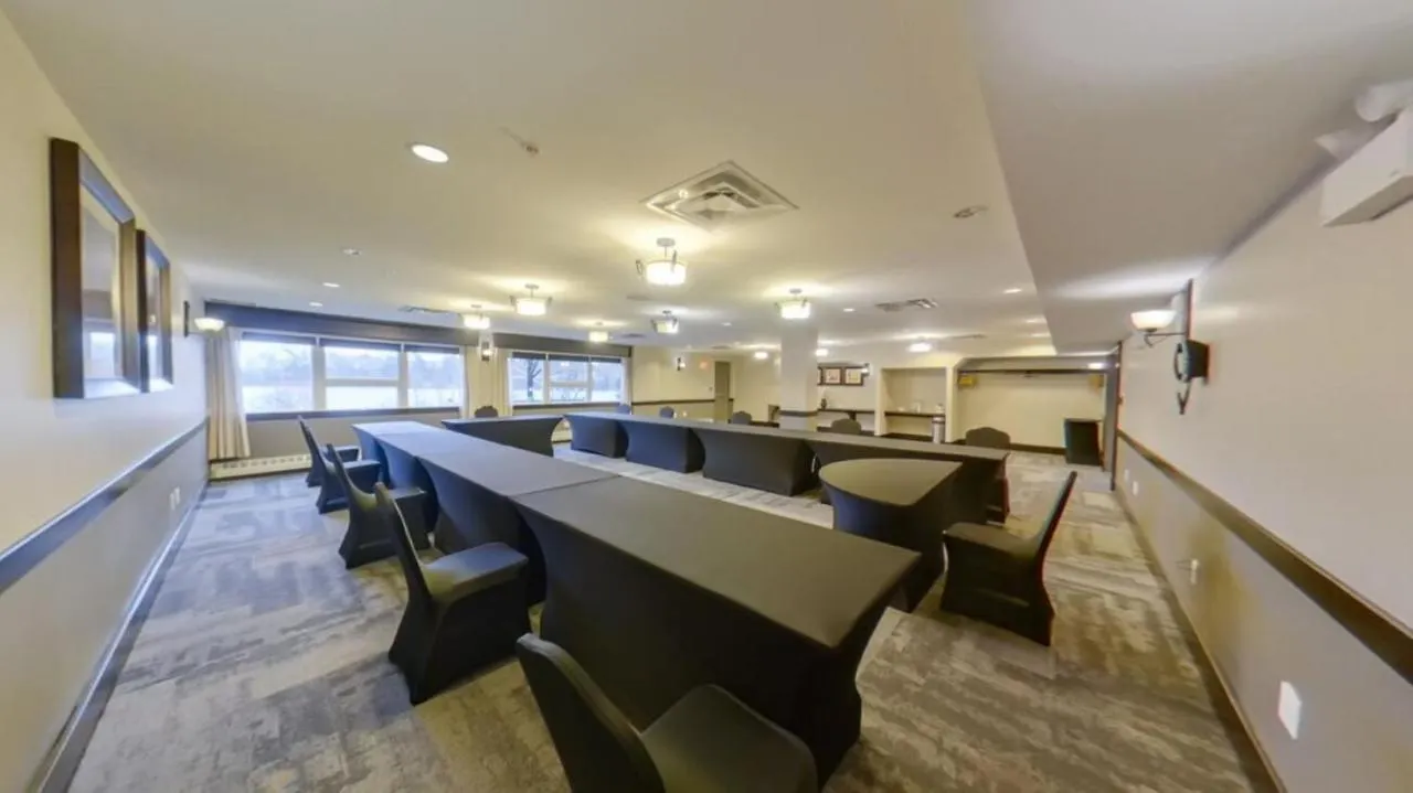 ***  Best Western Plus Chocolate Lake Hotel - Halifax Canada