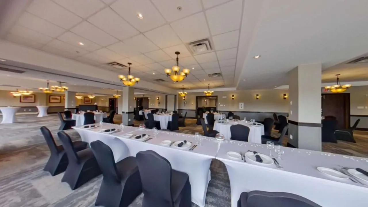 Best Western Plus Chocolate Lake Hotel - Halifax Canada