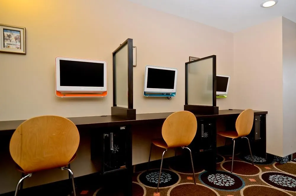 Best Western Plus Chocolate Lake Hotel - Halifax Canada