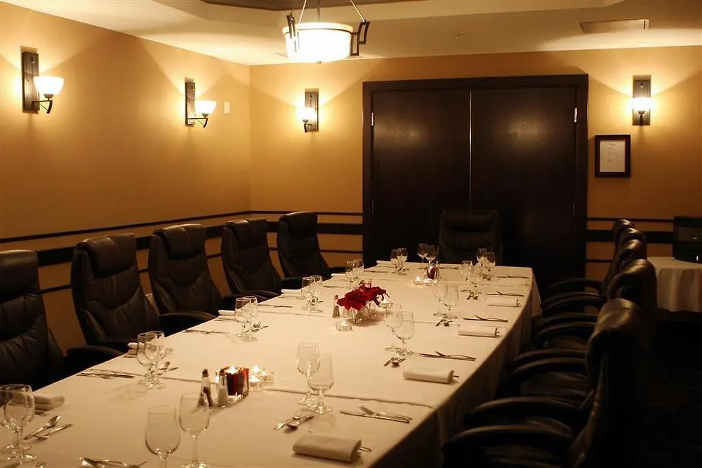 Best Western Plus Chocolate Lake Hotel - Halifax Canada