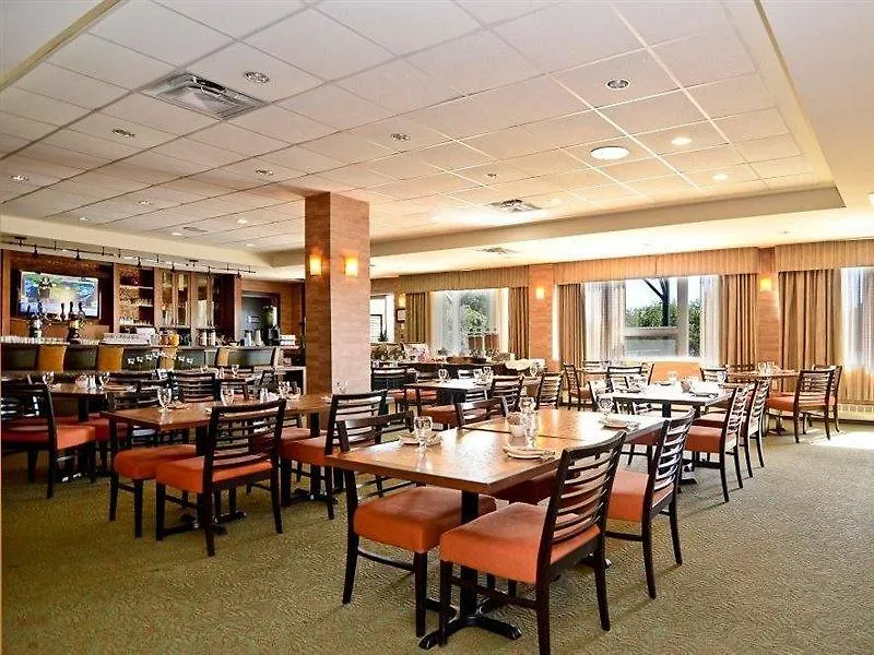 Best Western Plus Chocolate Lake Hotel - Halifax