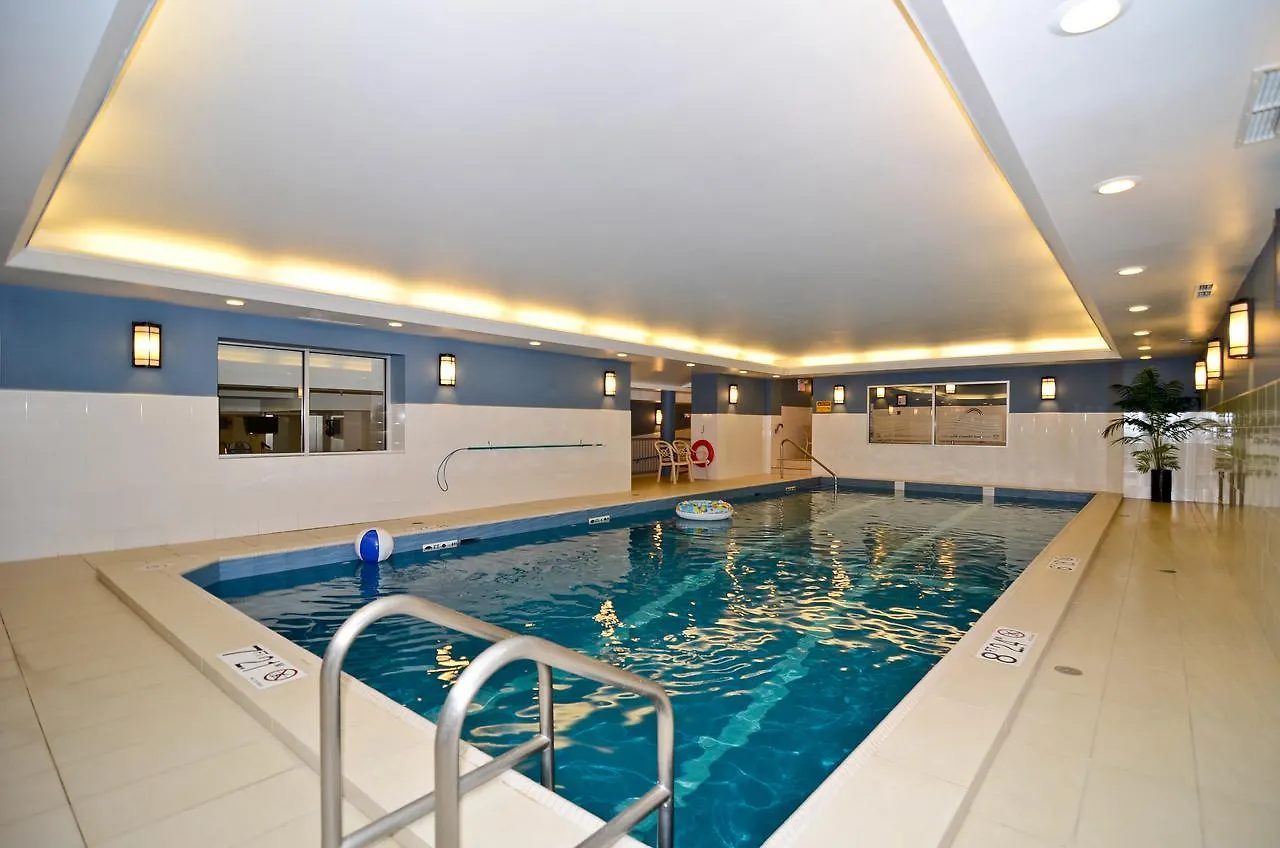 Best Western Plus Chocolate Lake Hotel - Halifax 3*,
